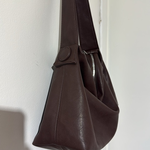 Elegant Brown Faux Leather Shoulder Bag - Picture 3 of 13